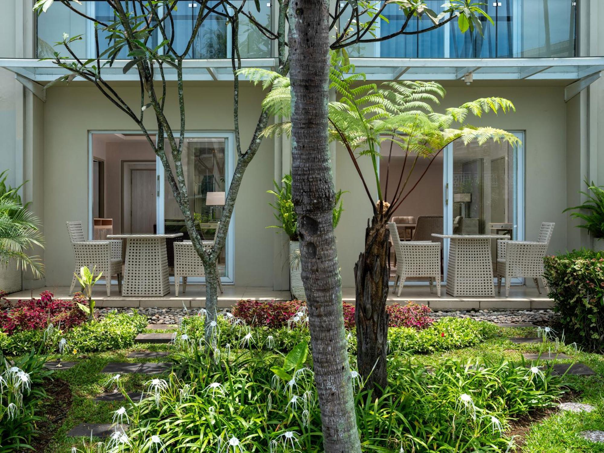 Sheraton Bandung Hotel & Towers Exteriér fotografie